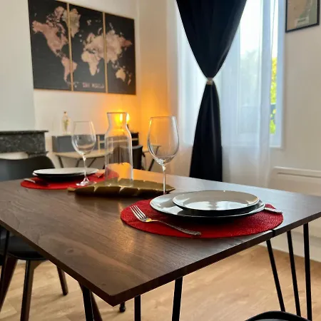 Homedesir - Le Marche Electrik Vernon-giverny - Claude Monet - Downtown *